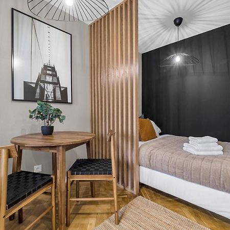 Park Sady Zoliborskie Modern Apartment Warsaw Exterior photo